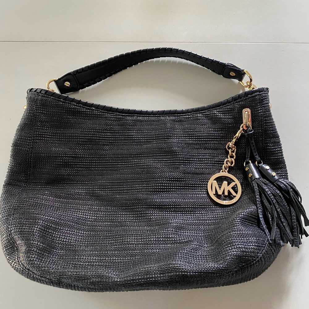 Michael Kors straw- leather trim shoulder bag